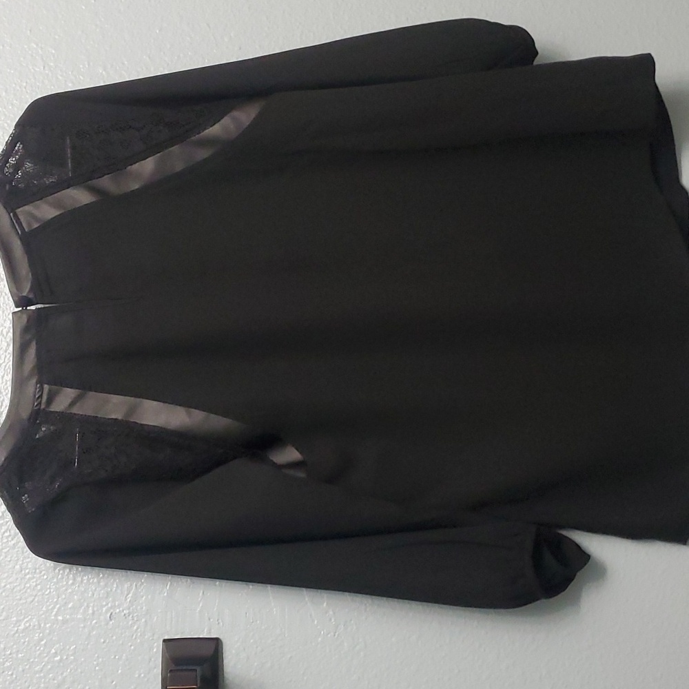 3/4 black sheer top - Picture 2 of 4